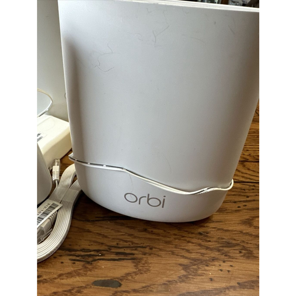 Netgear Orbi RBR40 White Wireless Tri-Band Home Mesh Wi-Fi Mini Router &2Satalit - Picture 3 of 4